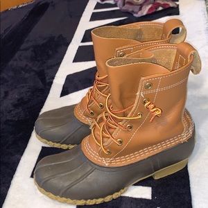 LL Bean Boots duck boots in brown womens sz 6